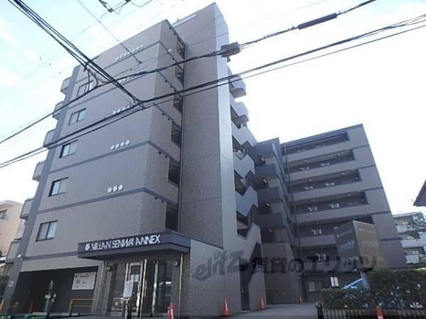001747の外観写真
