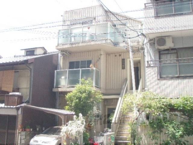 ハイツ近江外観写真1