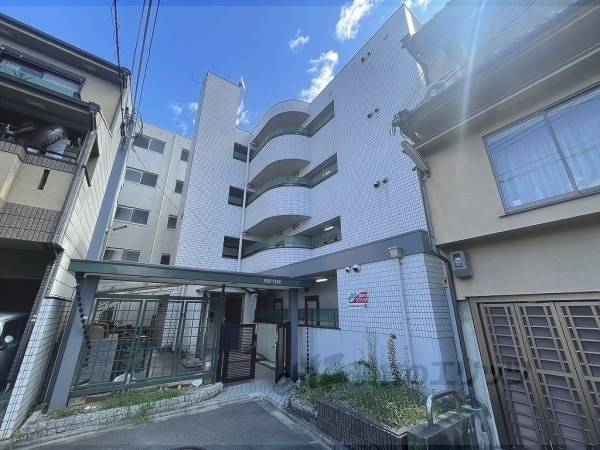 001985の外観写真