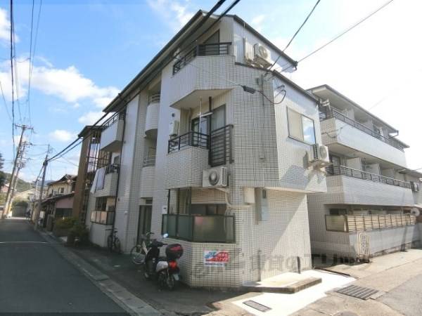 002024の外観写真