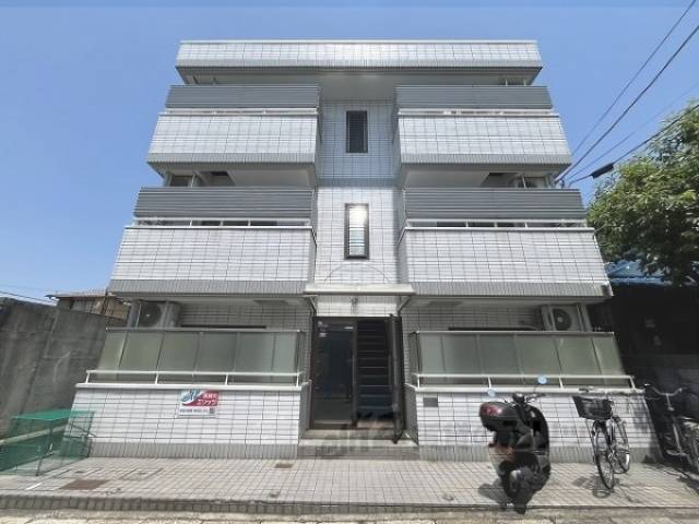 ソサエティ椥辻外観写真1