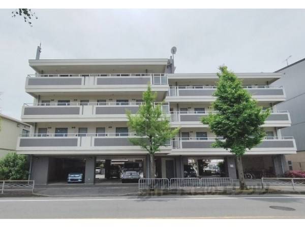 002215の外観写真