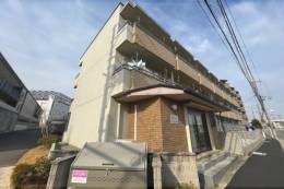 恵解山ハイツ外観写真