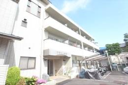 ブラザー安田外観写真