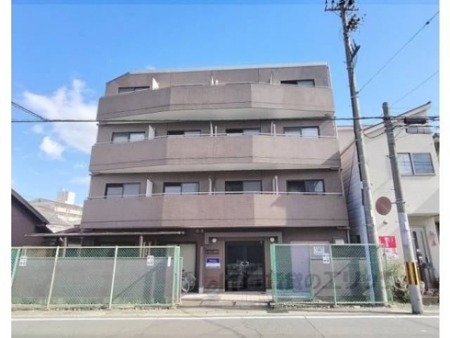 リアライズ桂外観写真1