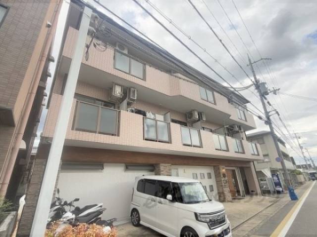 ブラザー河田外観写真1