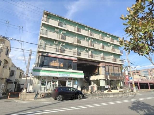 シャルネ深草外観写真3