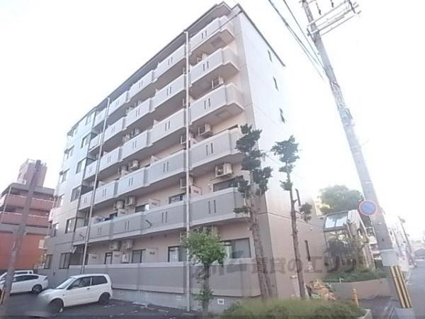 002561の外観写真