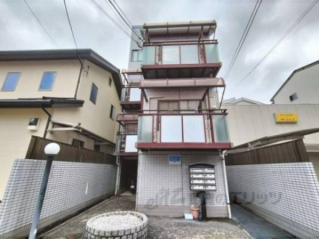 ファミリエ桂外観写真1