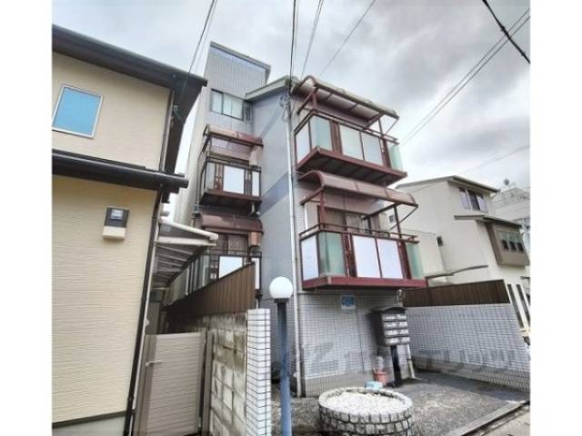 ファミリエ桂外観写真2