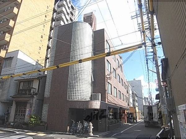 002568の外観写真