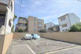 Ｃｒｅｓｔ外観写真