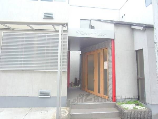 002703の外観写真