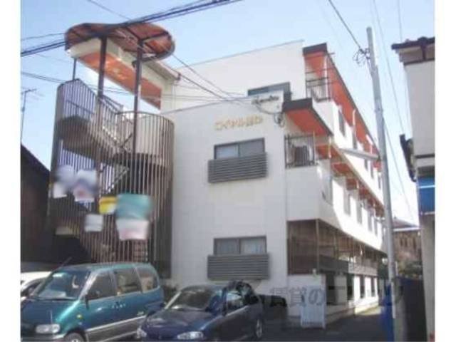 ロイヤル墨染外観写真1