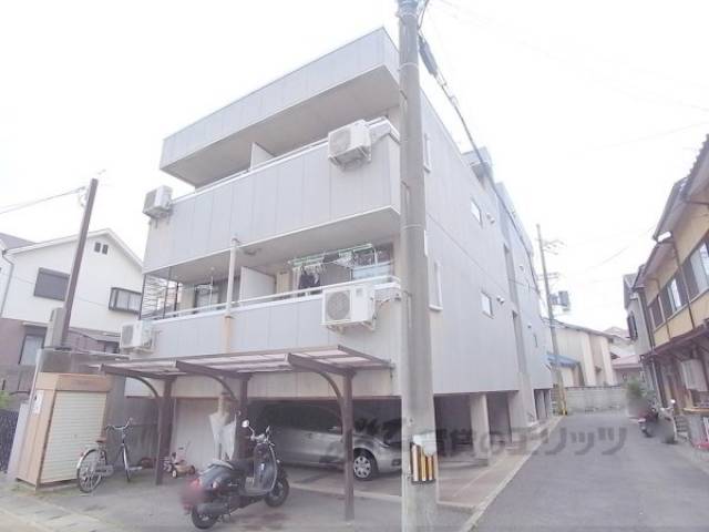 エイトワン伏見外観写真1