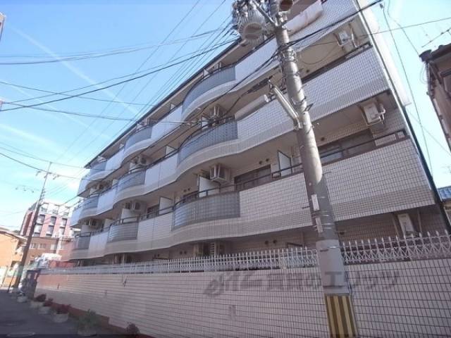 ソリュード外観写真2