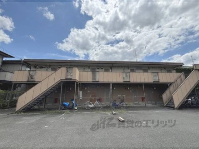 ドミール深草外観写真2