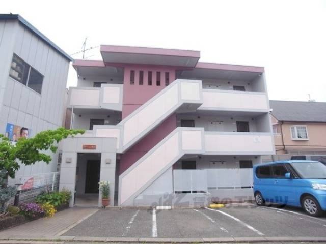 メゾン山城２外観写真3