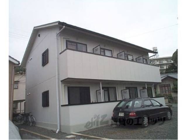 サンピア宇多野外観写真1