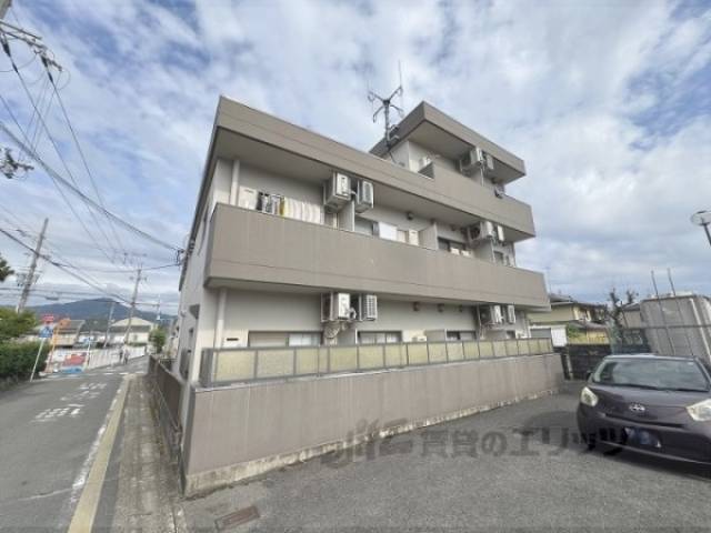 ＣｒｏｗＨａｔ北山外観写真1