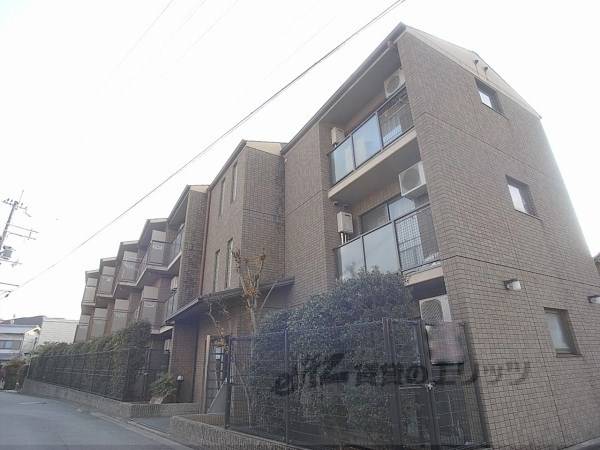 003026の外観写真