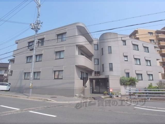 ピヴォット外観写真1