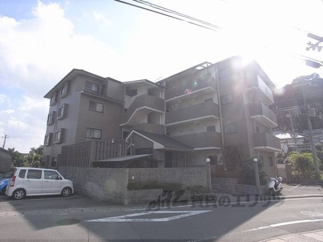 ラルージュ平岡外観写真3