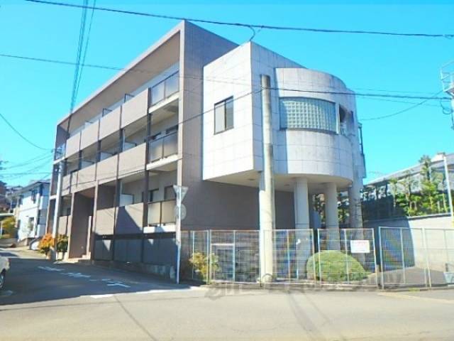 コアロード鷹ヶ峰外観写真3