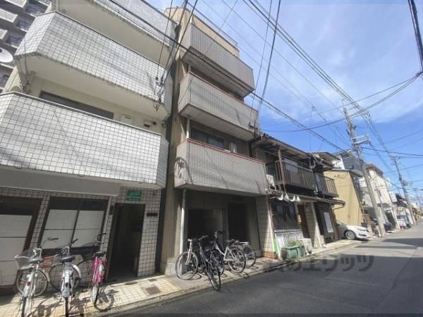 003136の外観写真