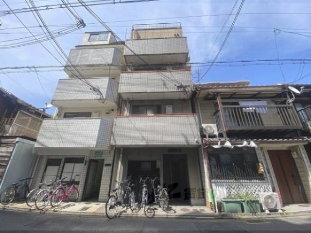ラトゥール西院外観写真3
