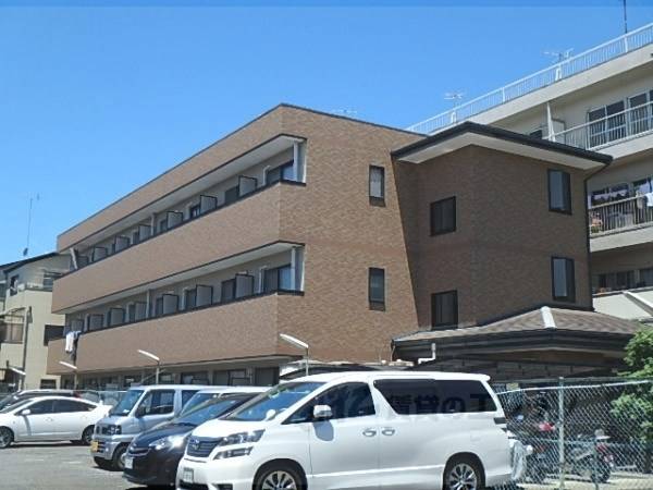 003182の外観写真