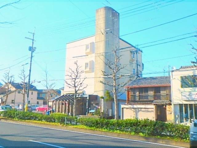 足立ハイツ北大路外観写真1