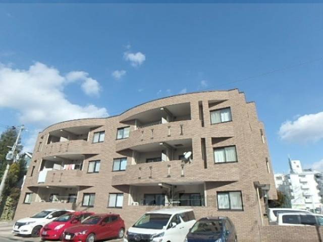 クラヴァス長岡京外観写真3