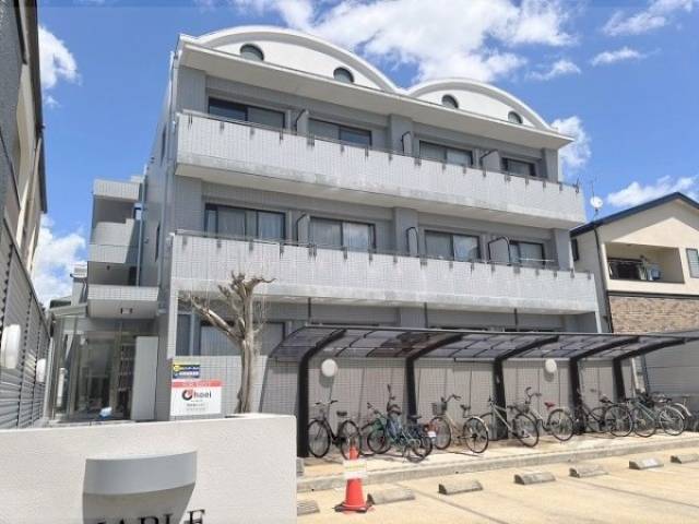 メイプル等持院外観写真1