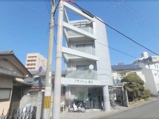 グランドーム春日外観写真3