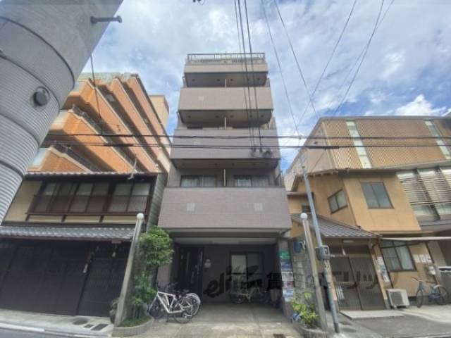 F・グロース外観写真1