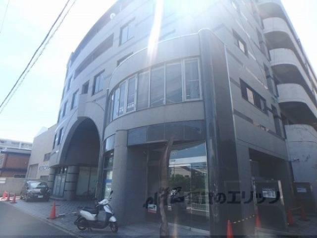 スクリーン３２３３外観写真2