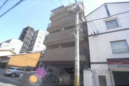 フィルナカタ外観写真