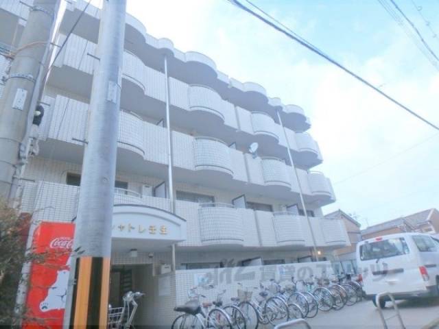 シャトレ壬生外観写真3