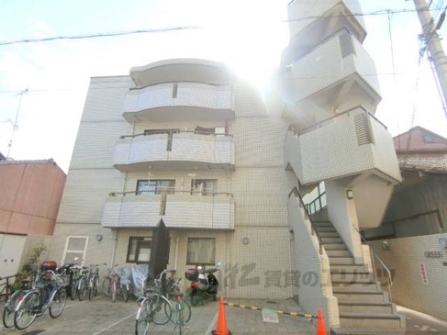 グリーンビレッジ外観写真2