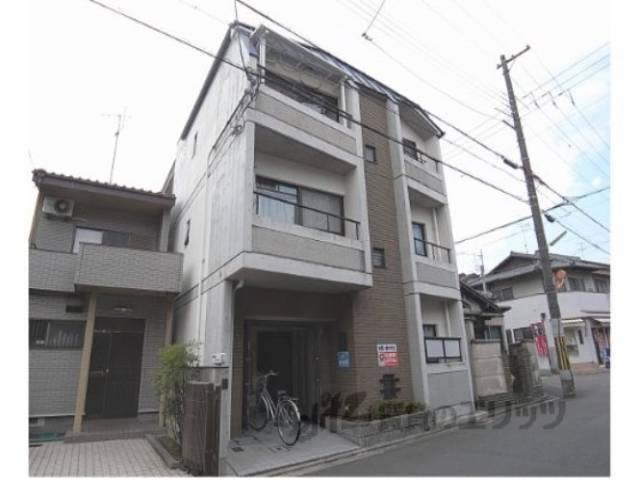 ペルルアール衣笠外観写真1