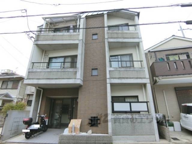 ペルルアール衣笠外観写真2