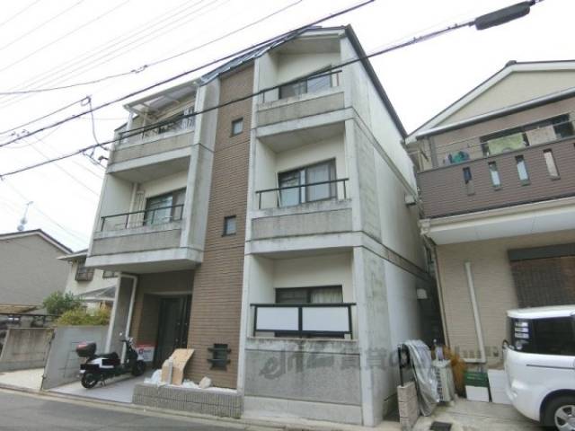 ペルルアール衣笠外観写真3