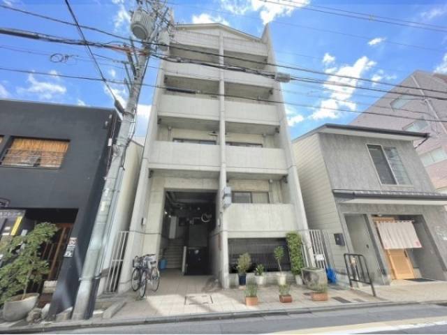 ＥＭ’ｓＣＯＵＲＴ外観写真1