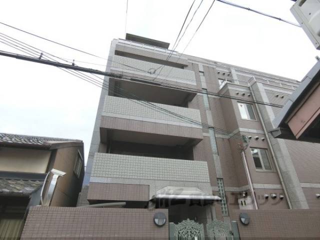 ヴァン・ウエスト外観写真2