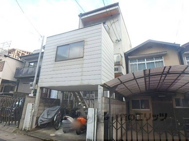 リバーサイド四ノ宮外観写真1