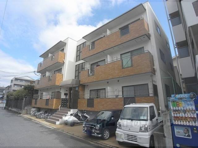 メゾン桃栄外観写真1