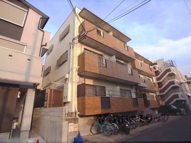 メゾン桃栄外観写真2