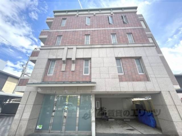 ドミトリィ御池外観写真2