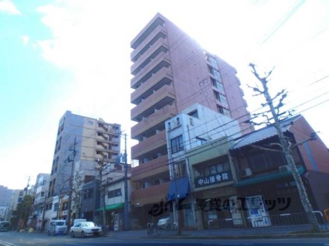 ファリオ四条外観写真1